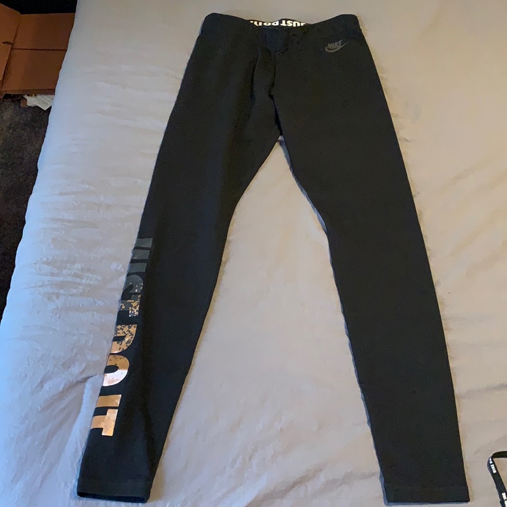 Nike leggings